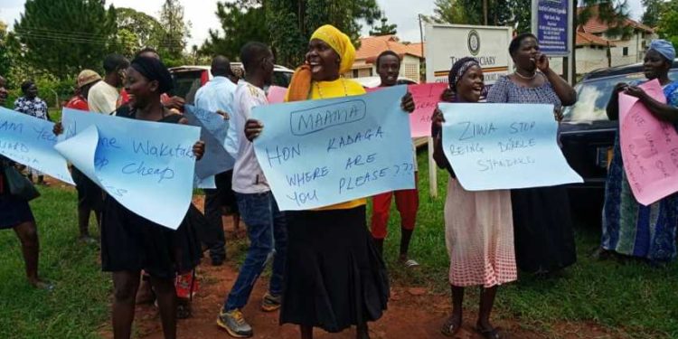 Jinja protesters demand release  of 'our one and only darling RDC' Sakwa1