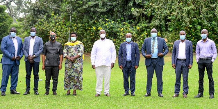 President Museveni, VP Alupo and Stabex International officials in a group photo