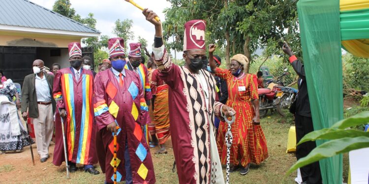 Won Nyaci Me Lango Eng. Dr Michael Moses Odongo Okune with some members of his cabinet and clan leaders arriving at the venue of a cultural ceremony in Akia in Lira City recently