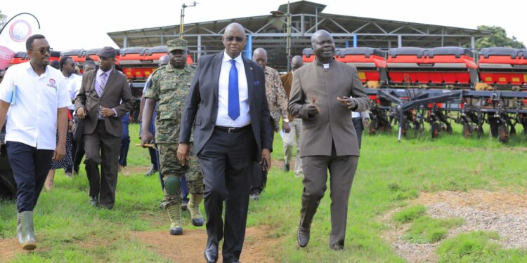 State Minister touring an agriculture show